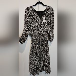 Pleated Black and White Floral 3/4 Sleeve Dress